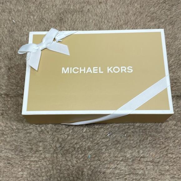 Michael Kors Black Leather Jet Set Small ID Chain Card Holder New - Picture 2 of 5